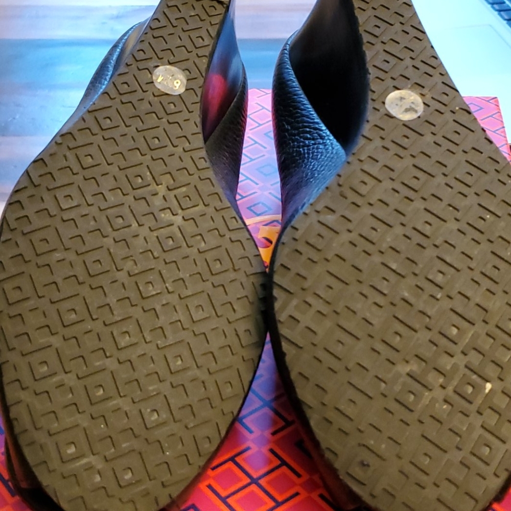 Shoes - Picture 3 of 5